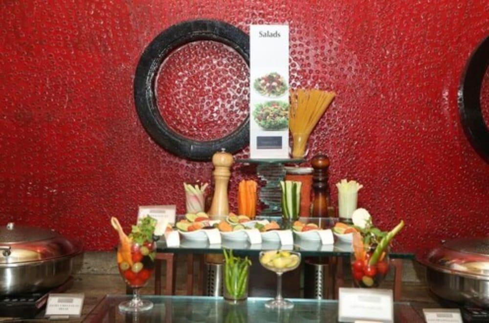 Welcomhotel By Itc Hotels, Ashram Road, Ахмедабад Экстерьер фото
