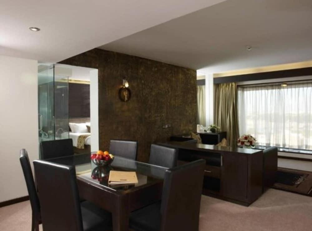 Welcomhotel By Itc Hotels, Ashram Road, Ахмедабад Экстерьер фото